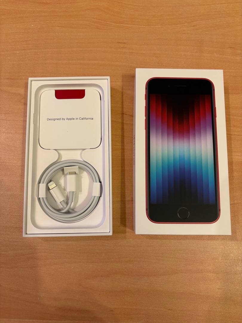 【画面割れ】iPhone SE 第2世代 128GB レッド イヤホン等付