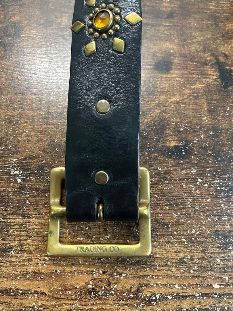 HTC スタッズレザーベルト　ブラック