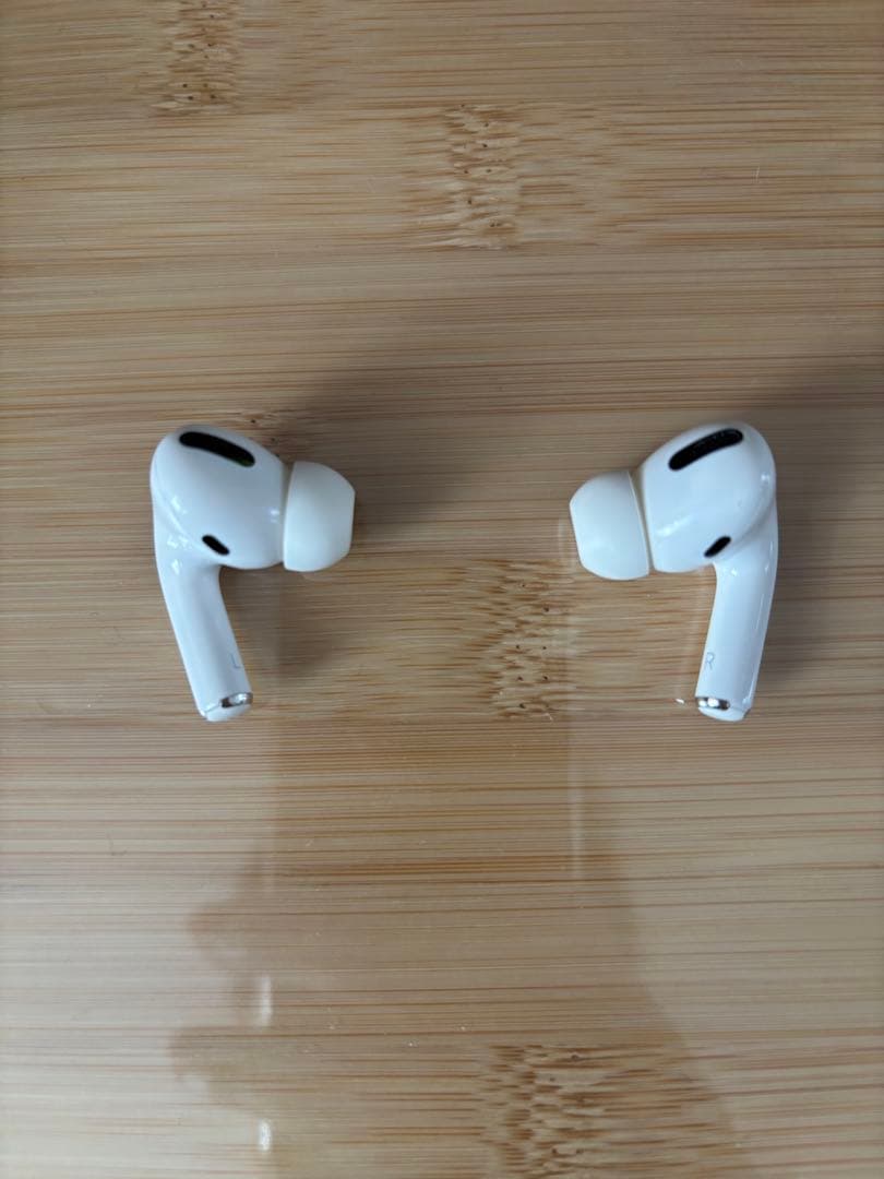 Apple AirPods Pro ワイヤレスイヤホン