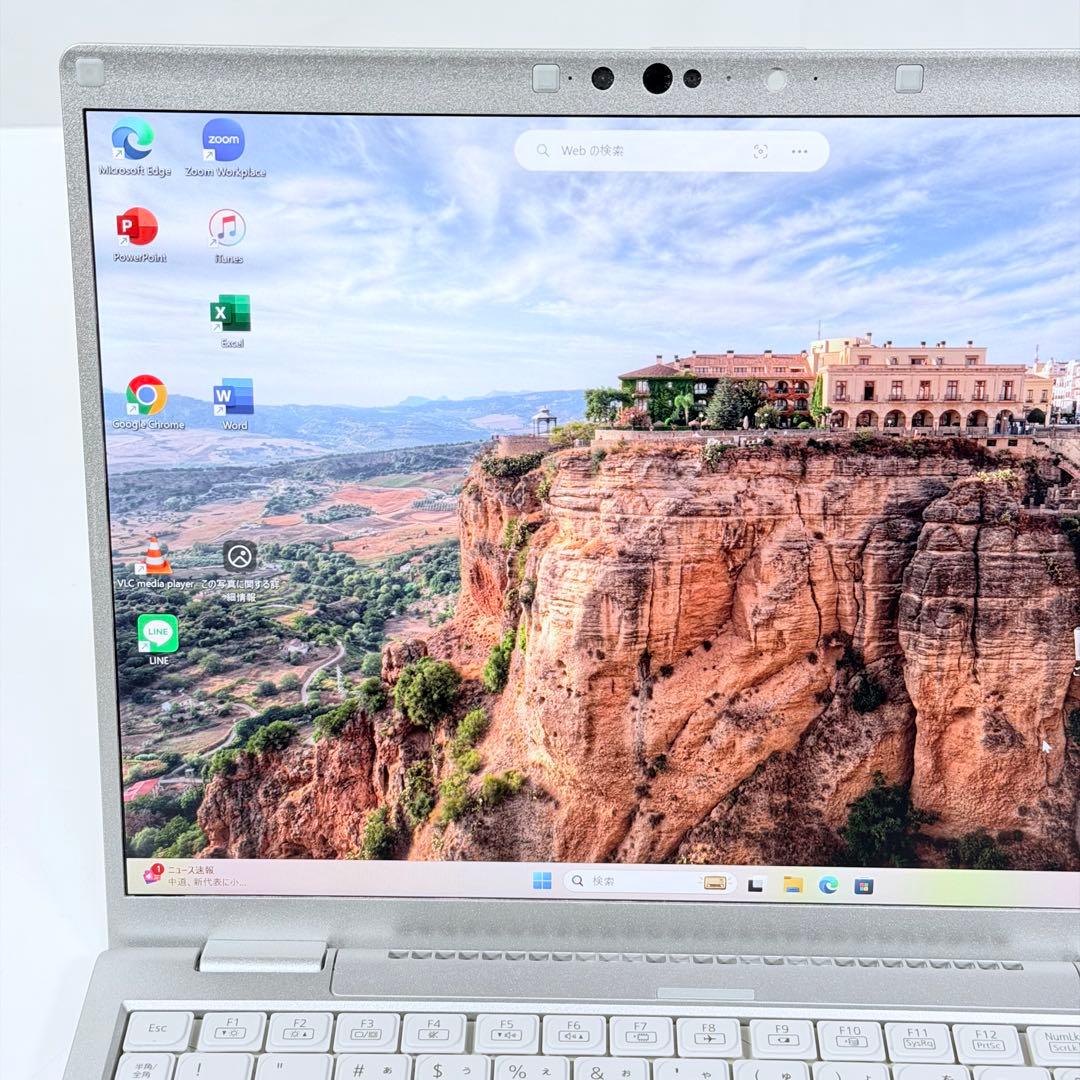 01.レッツノートCF-FV1 i5-11/16G/SSD512GB