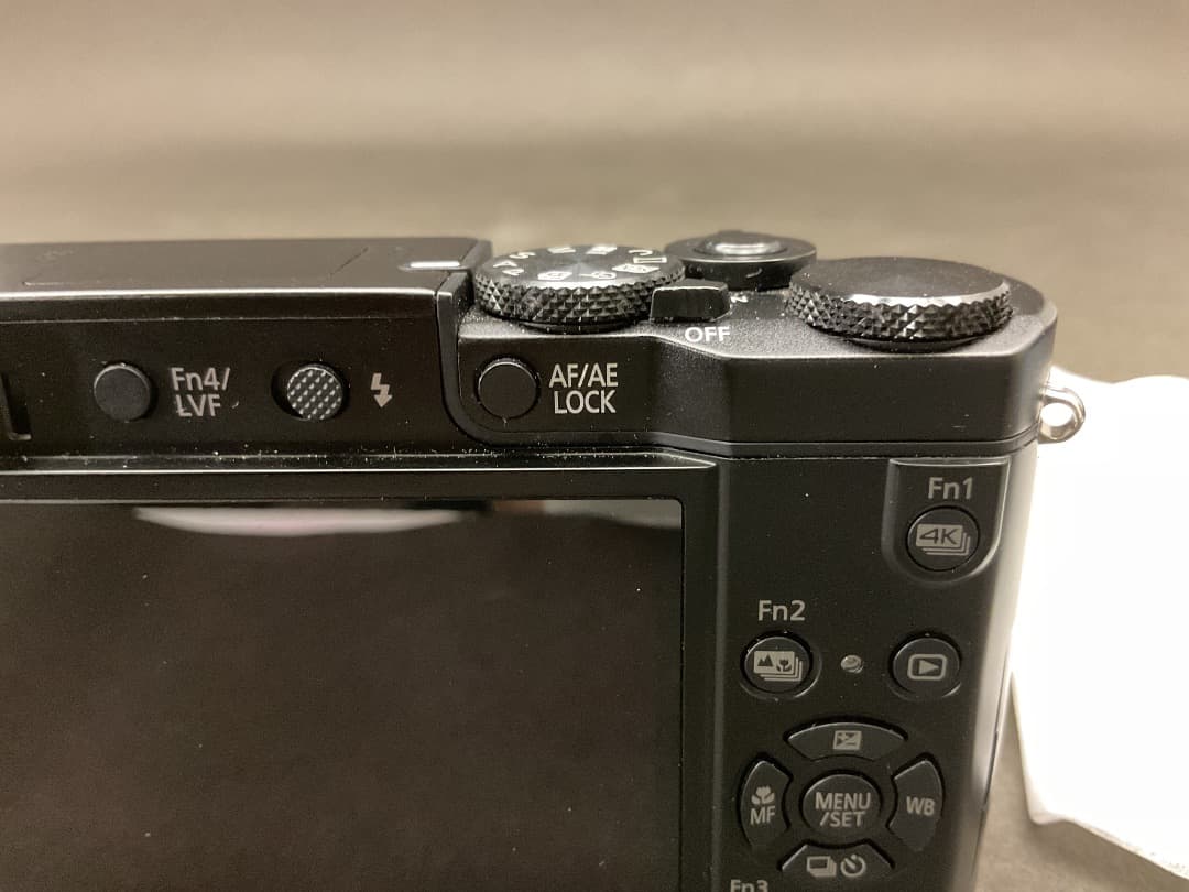 Panasonic パナソニック　DMC-TX1　コンデジ