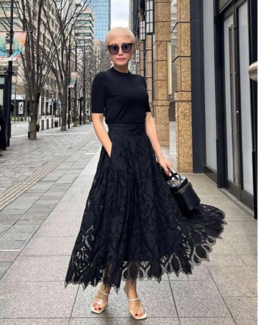 美品✨JENNE 総レース タック フレンチスカート