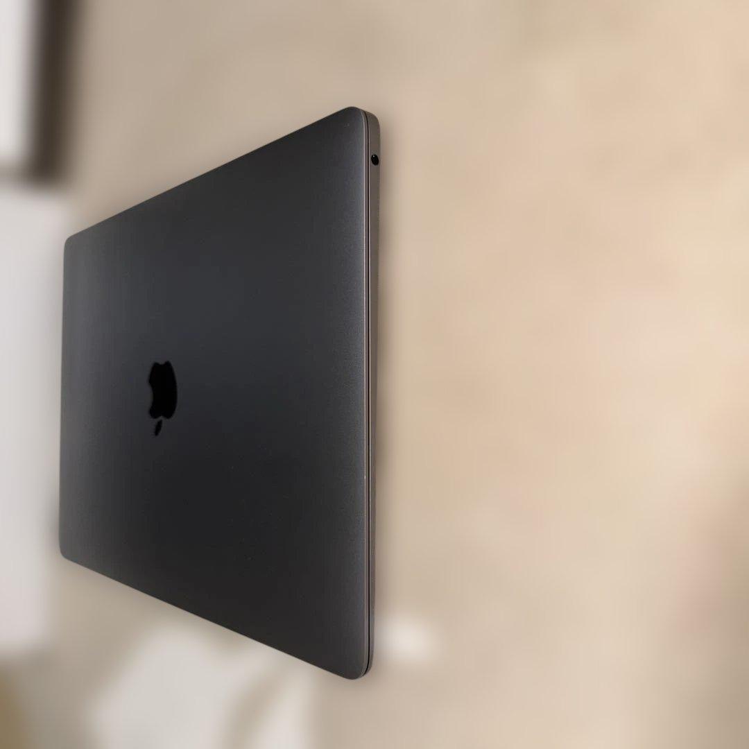 Apple MacBook Air Retina 13インチ 2018