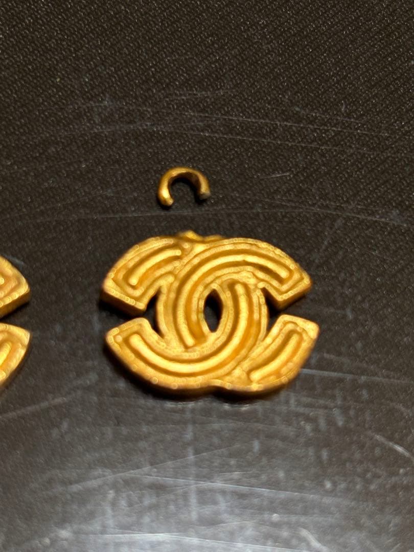 シャネル　ピアストップのみ　ゴールドカラー　訳あり品
