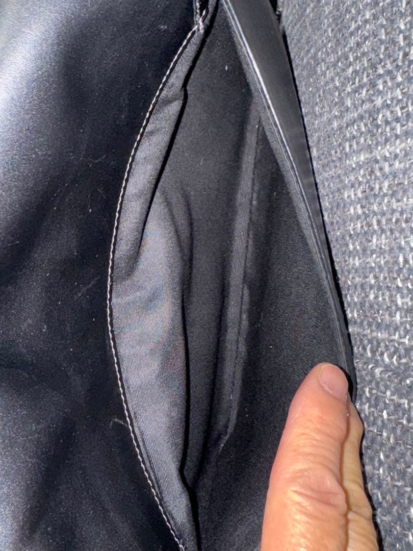 中古のCOACH レーサーメッセンジャーバッグ黒　CU110 、タグ・袋有、本物