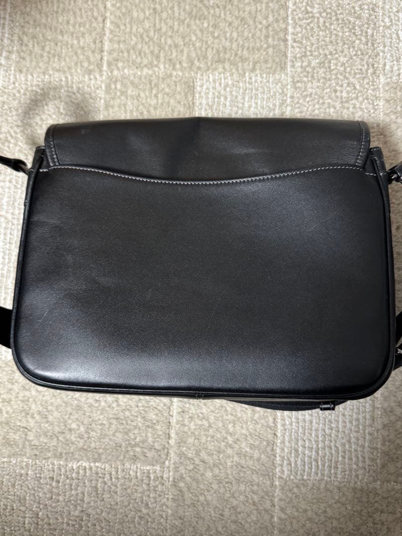 中古のCOACH レーサーメッセンジャーバッグ黒　CU110 、タグ・袋有、本物