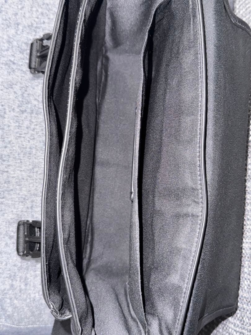 中古のCOACH レーサーメッセンジャーバッグ黒　CU110 、タグ・袋有、本物