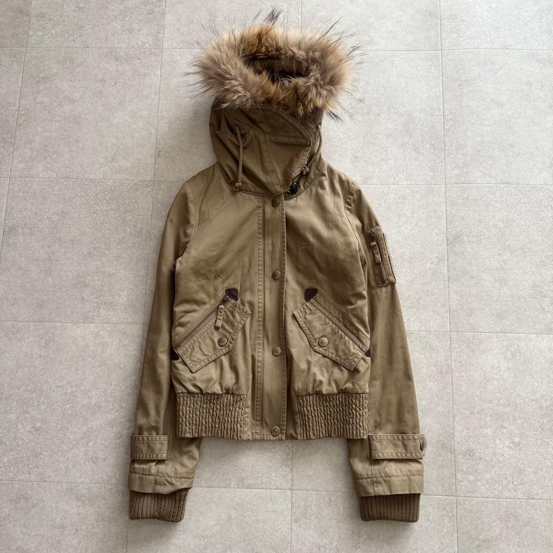 バーバリーブルーレーベル　ミリタリージャケット ノバチェック　カーキ系　38