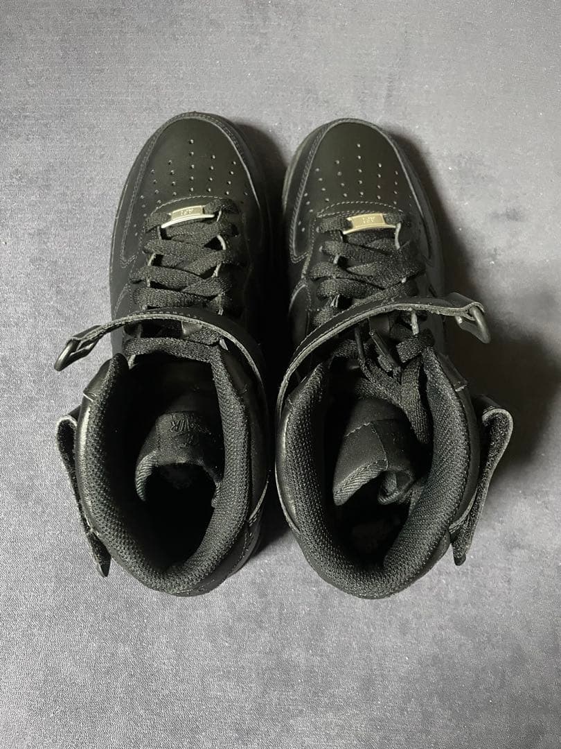 未使用NIKE AIR FORCE 1 MID '07 \"All Black\"