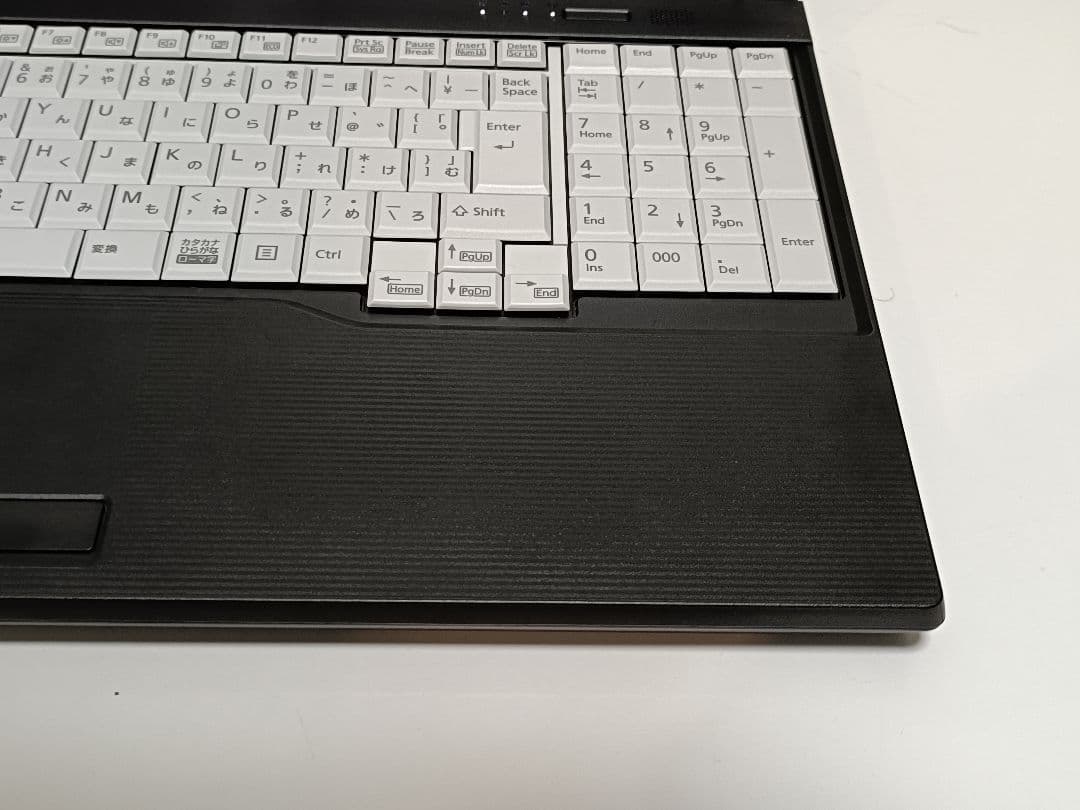 2024年 Windows11 Corei5 メモリ16GB SSD 512GB