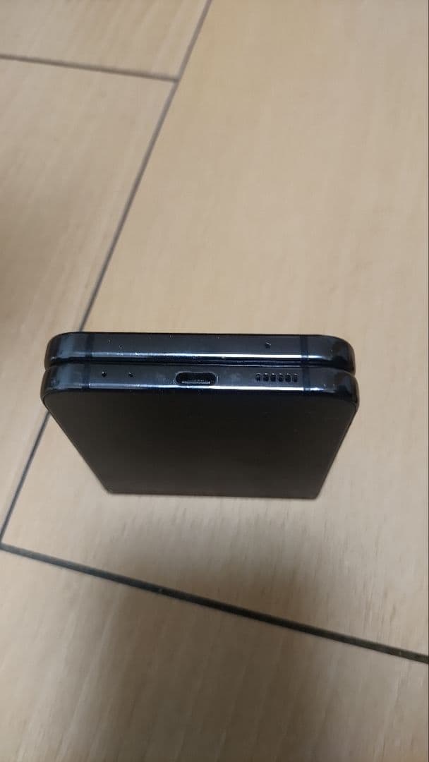 （値下げしました！）ジャンク品 Galaxy Z Flip 4　256GB
