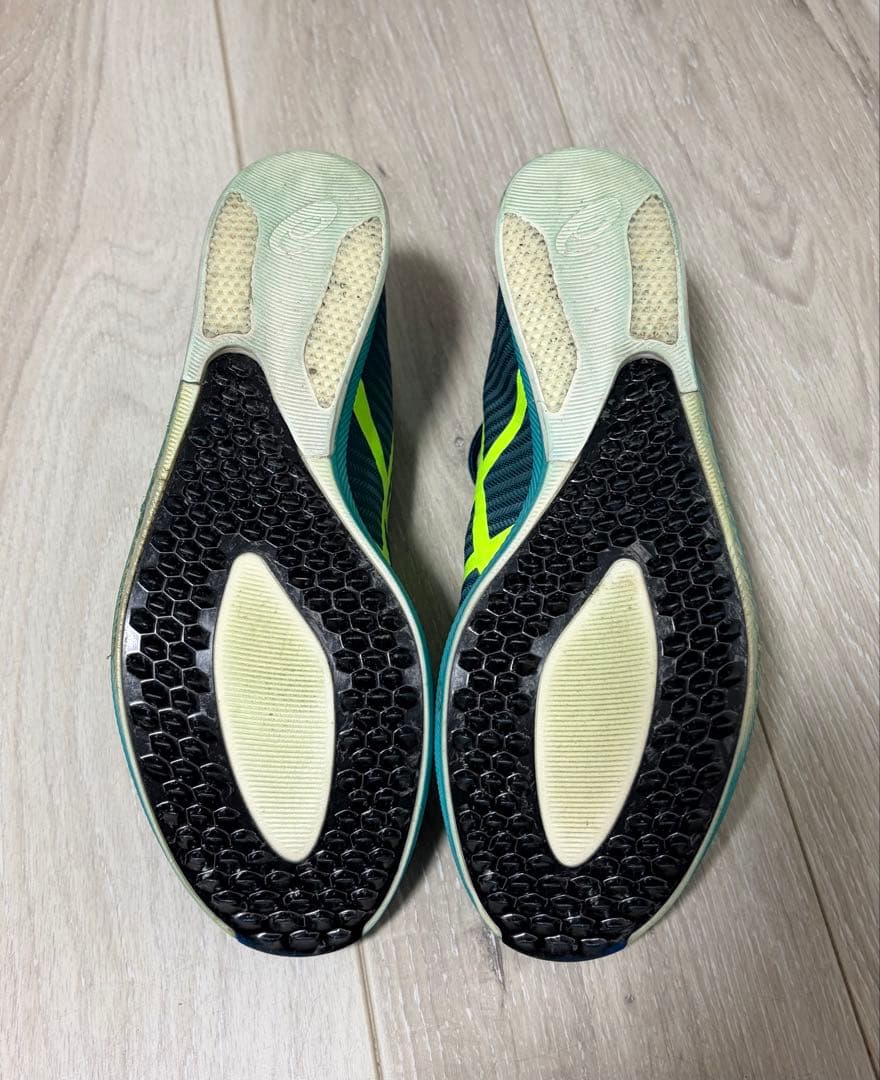 スパイク・シューズ Noah