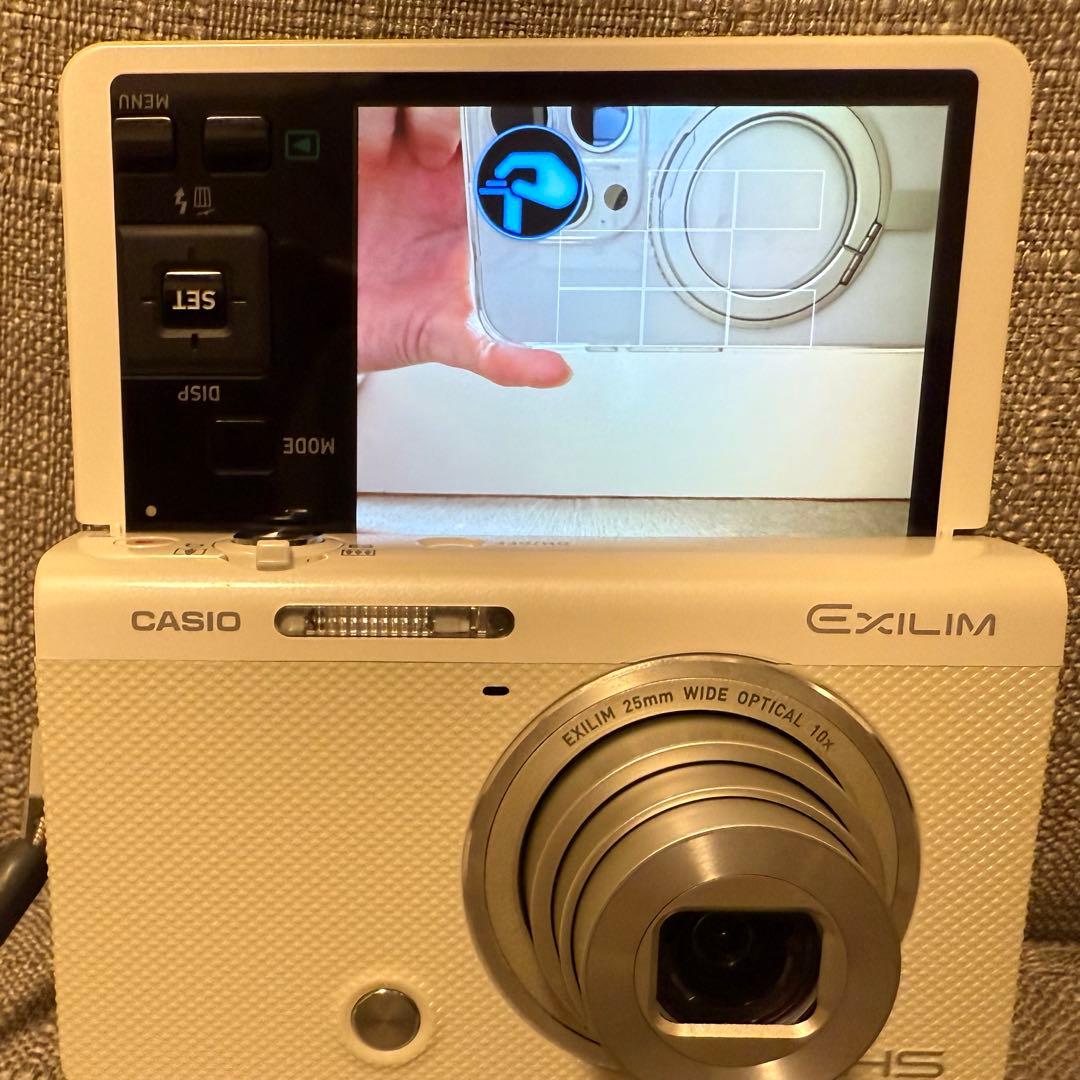 【美品】デジカメ エクシリム EX-ZR50