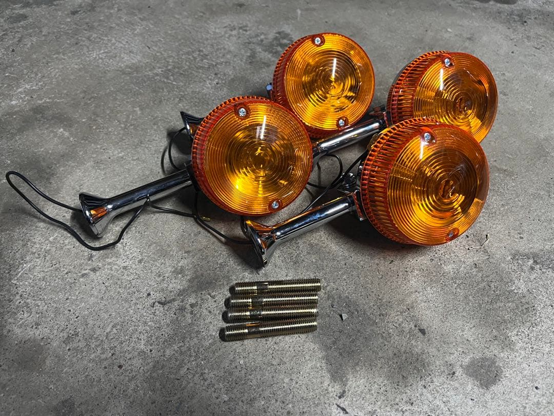 BigOne製　オレンジZ2ウィンカー4個セット クローム仕上げ