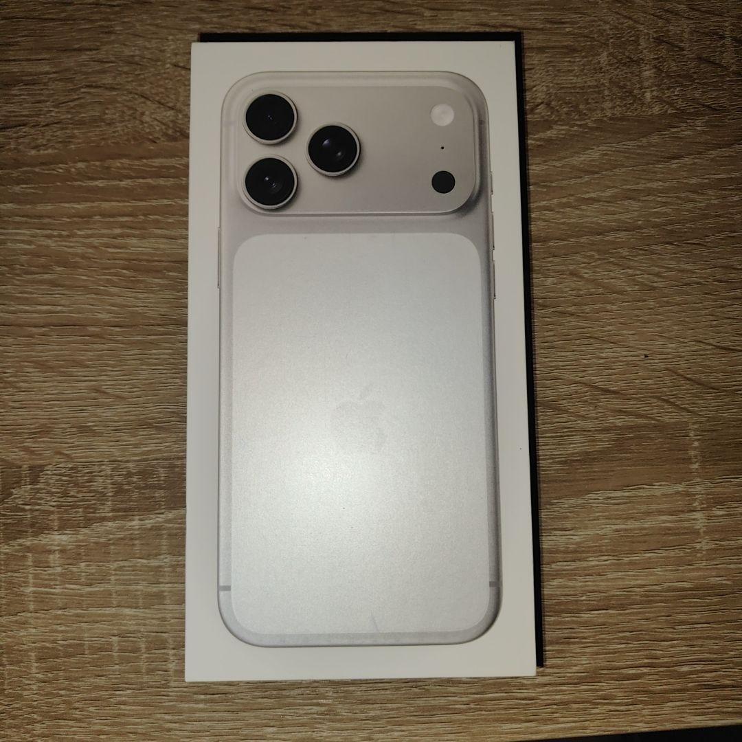 (残り1点)正規SIMフリー iPhone17PM 1TB シルバー 新品未開封