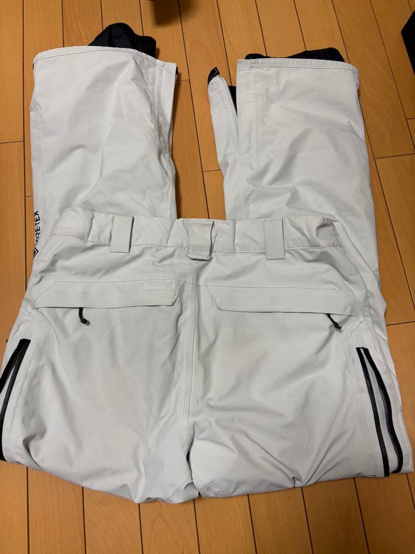 Burton AK Swash（スウォッシュ）　Mサイズ