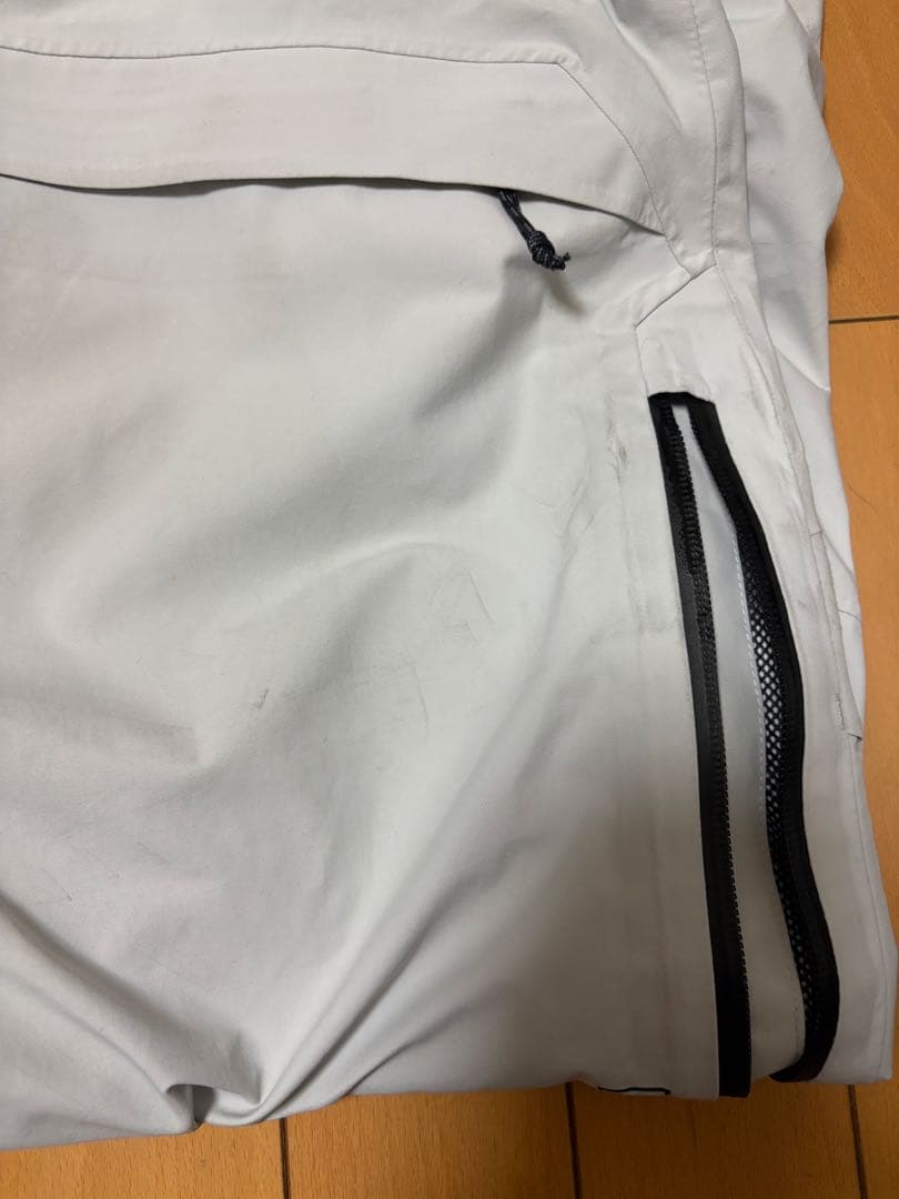 Burton AK Swash（スウォッシュ）　Mサイズ