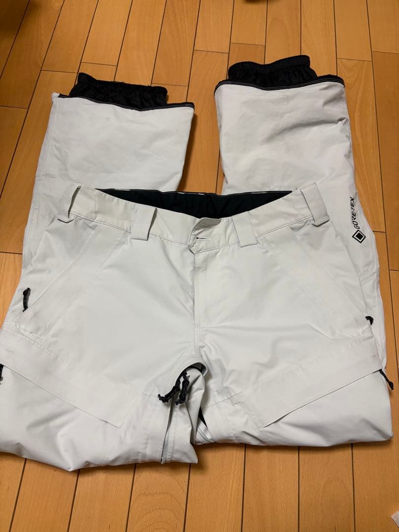 Burton AK Swash（スウォッシュ）　Mサイズ