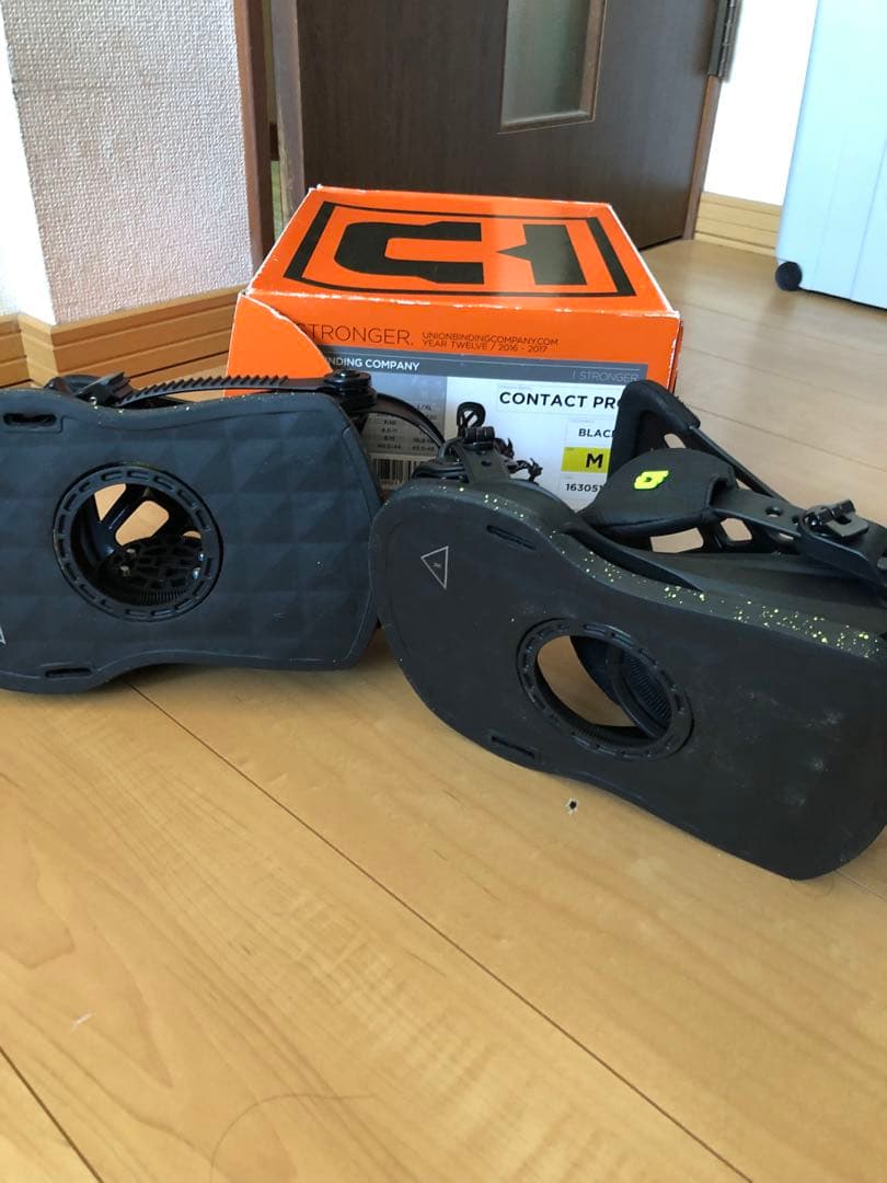 UNION ユニオン　CONACT PRO コンタクトプロ　 サイズM 美品