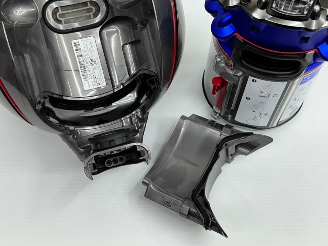 本体　Dyson ダイソン　CY29　サイクロン掃除機　V4 ダストケース付き