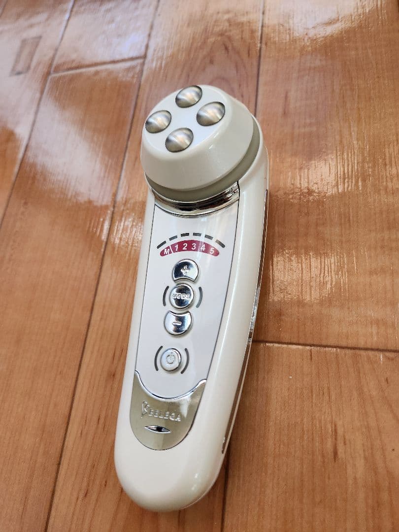 セルキュア4Tプラス　べレガ大阪本店購入　シリアル番号付き保証書あり