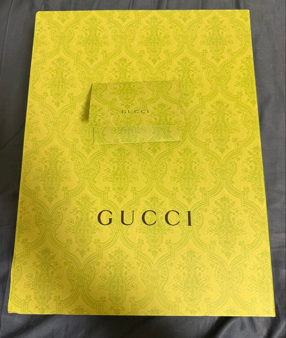 GUCCI ブラックボディバッグ 箱、保存袋付き