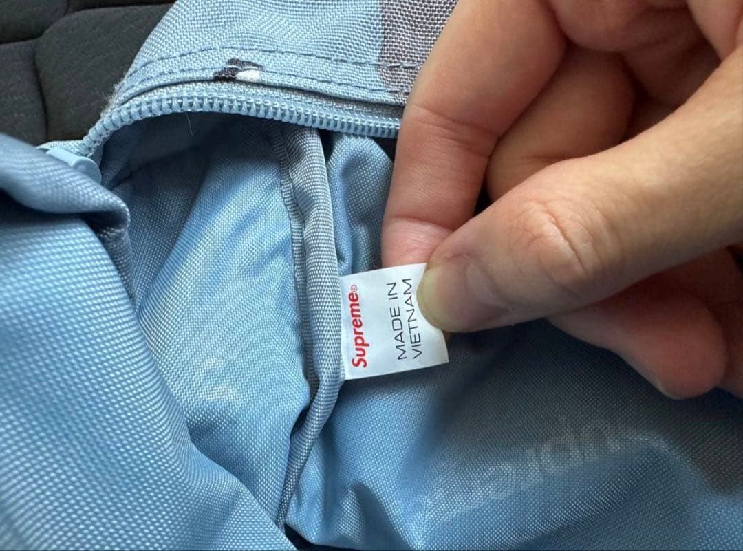 supreme ショルダーバッグ　カモフラ　水色