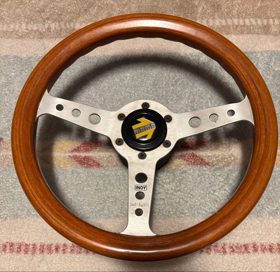 MOMO モモ ステアリング インディ ウッドハンドル INDY ボス付き
