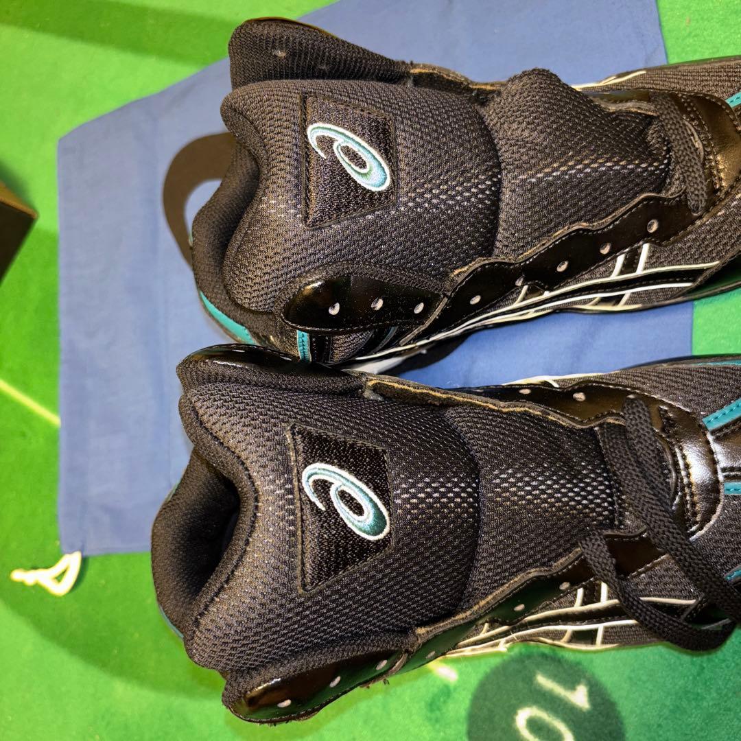 【2001イチローモデル】新品 未使用27.0cm アシックス