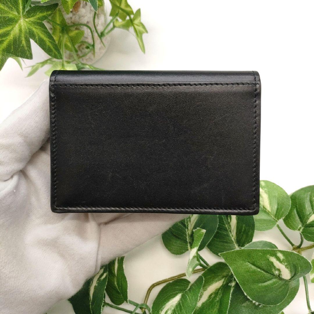 サンローラン　名刺入れ　ビジネスカードホルダー　ブラック　ロゴ　レザー