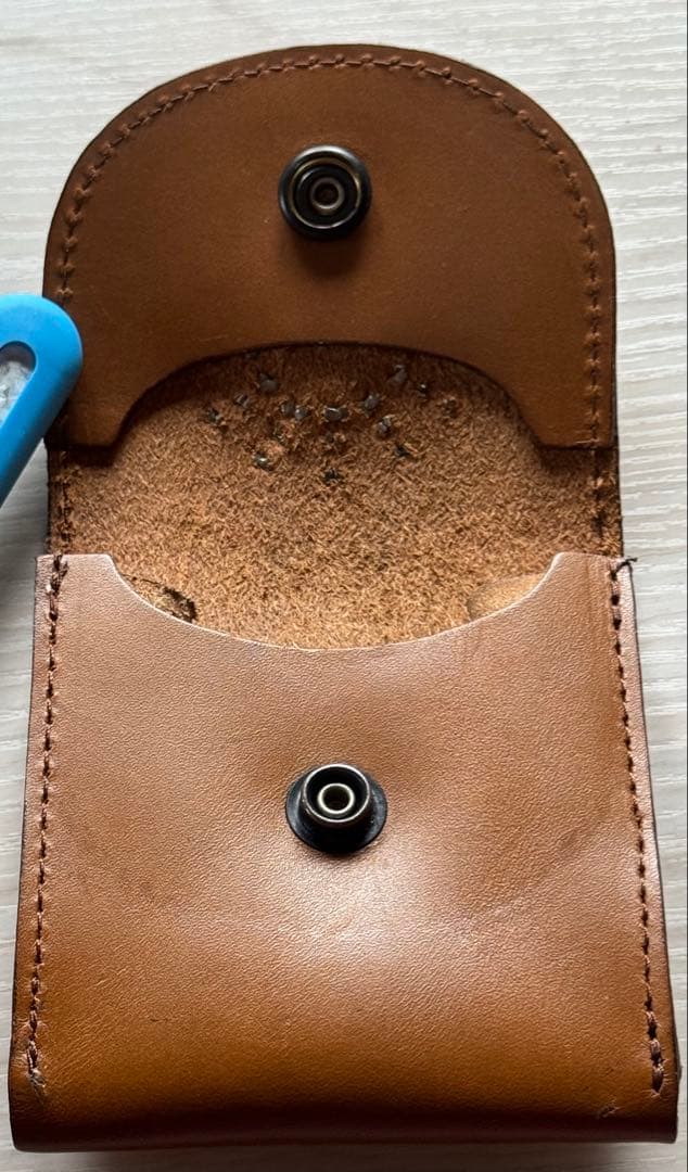 HTC ケース　ターコイズ　ライトブラウン