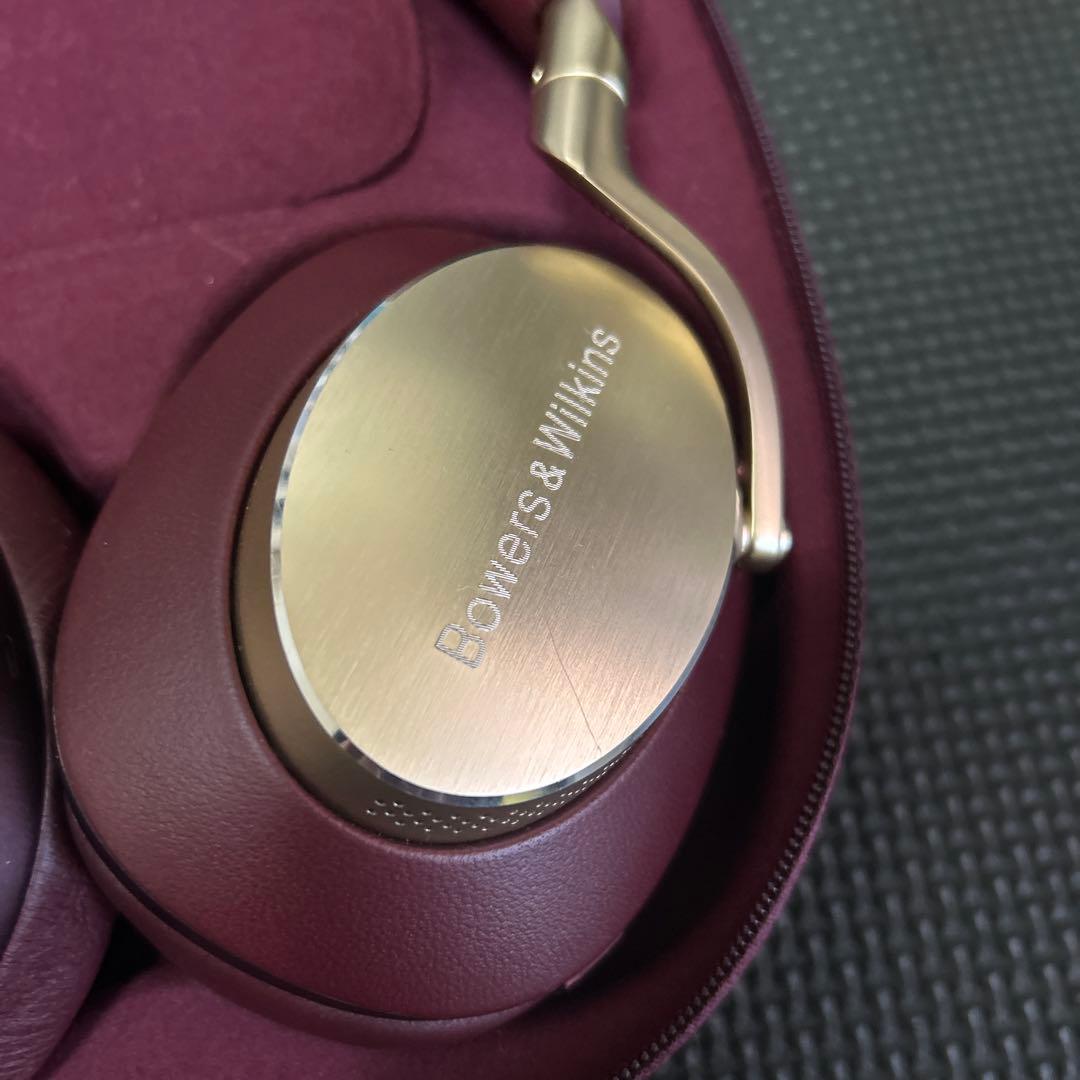 Bowers & Wilkins PX8 B&Wロイヤルバーガンディ ヘッドホン