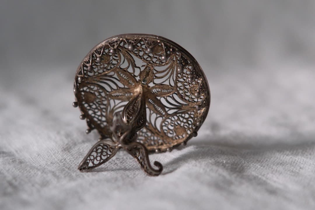 【Holiday Sale】イギリスアンティーク｜フィリグリーのテーブル