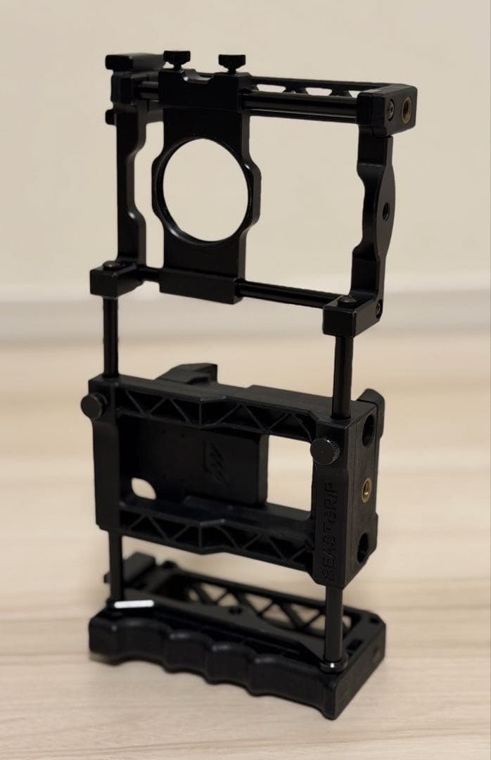 Beastgrip Pro スマホ用リグ + コールドシュー + 縦型マウント