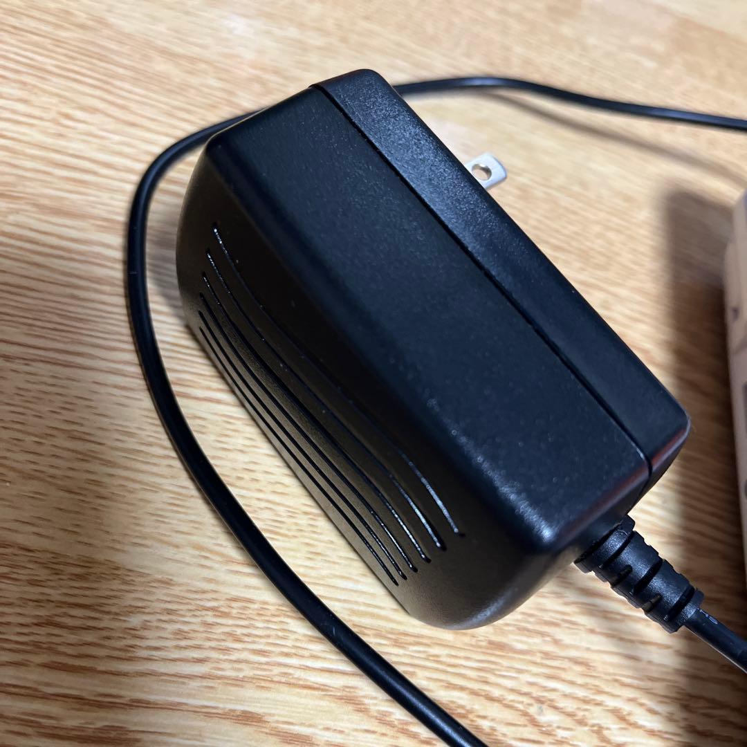 【再々々々々下/美品】AVOXポータブルBlu-ray/DVDプレーヤ10インチ