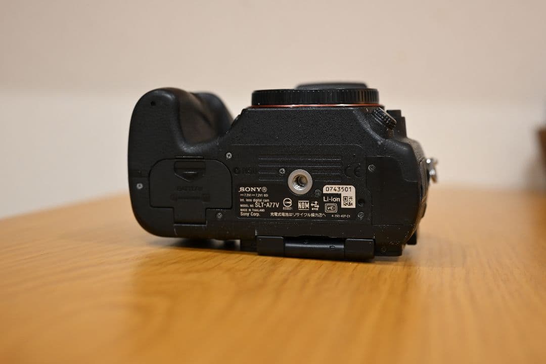 SONY α77 デジタル一眼レフカメラ