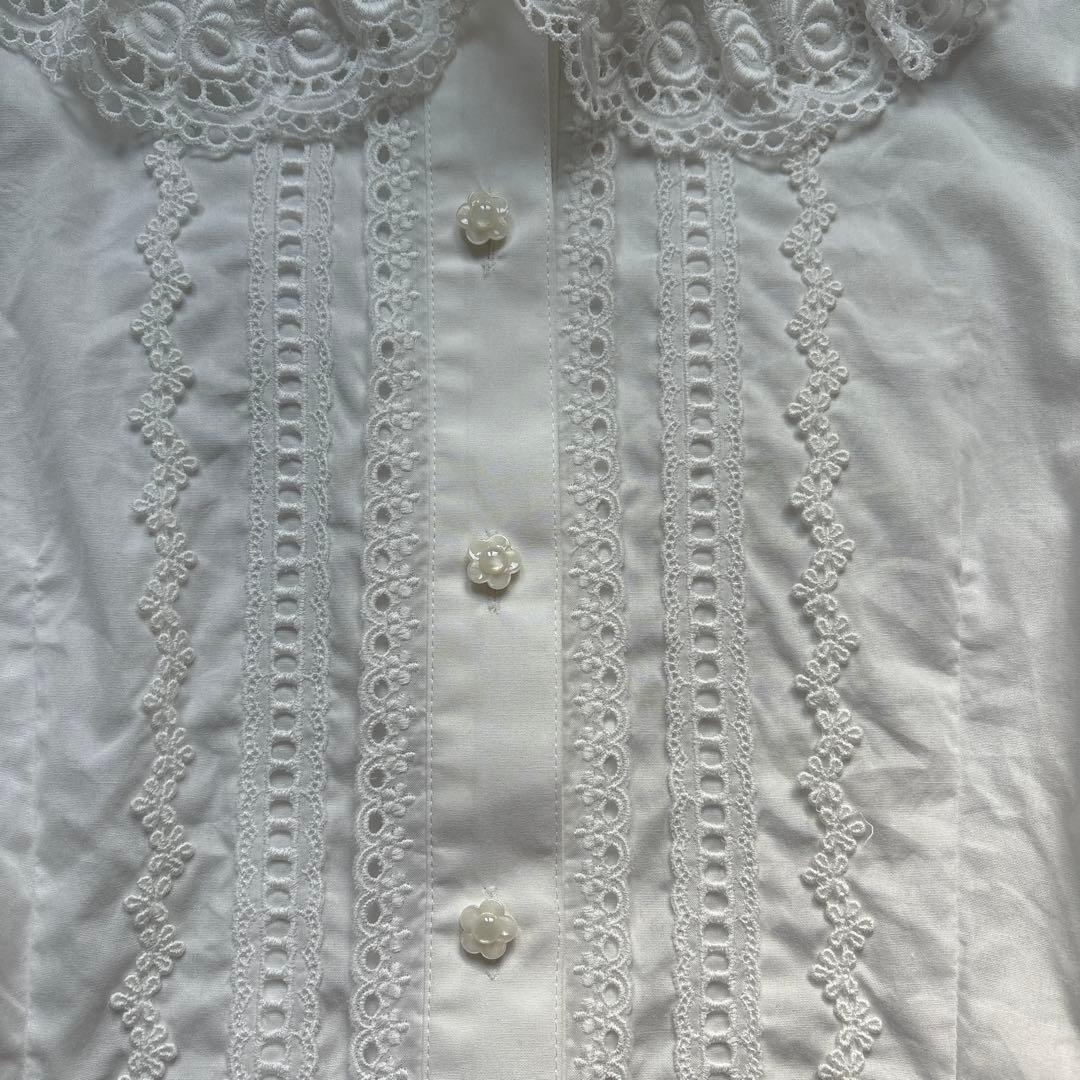 BABY, THE STARS SHINE BRIGHT 後ろピンタックブラウス