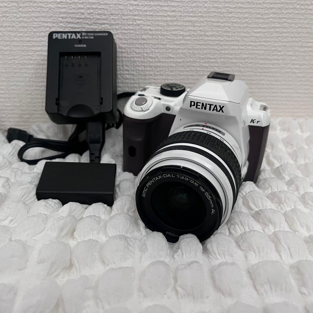 PENTAX k-r　ブラウン×ホワイト