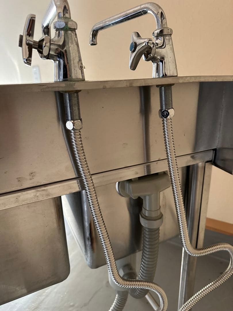 ステンレスダブルシンク 3水栓