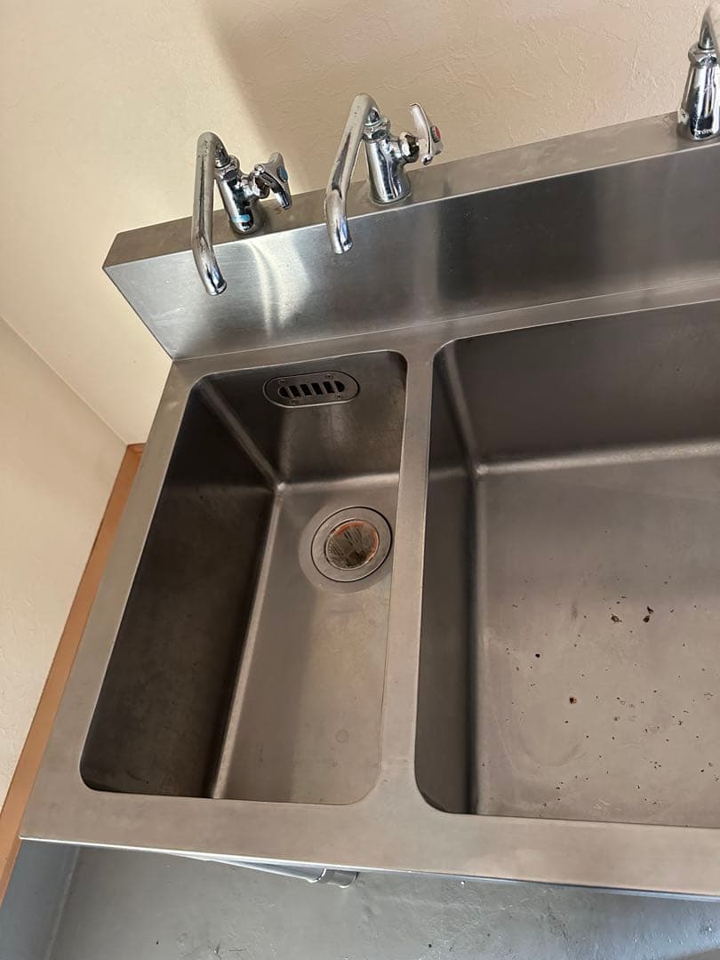 ステンレスダブルシンク 3水栓