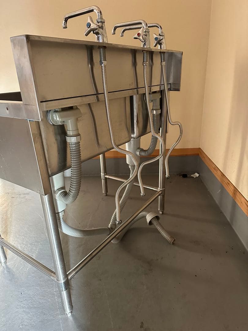 ステンレスダブルシンク 3水栓