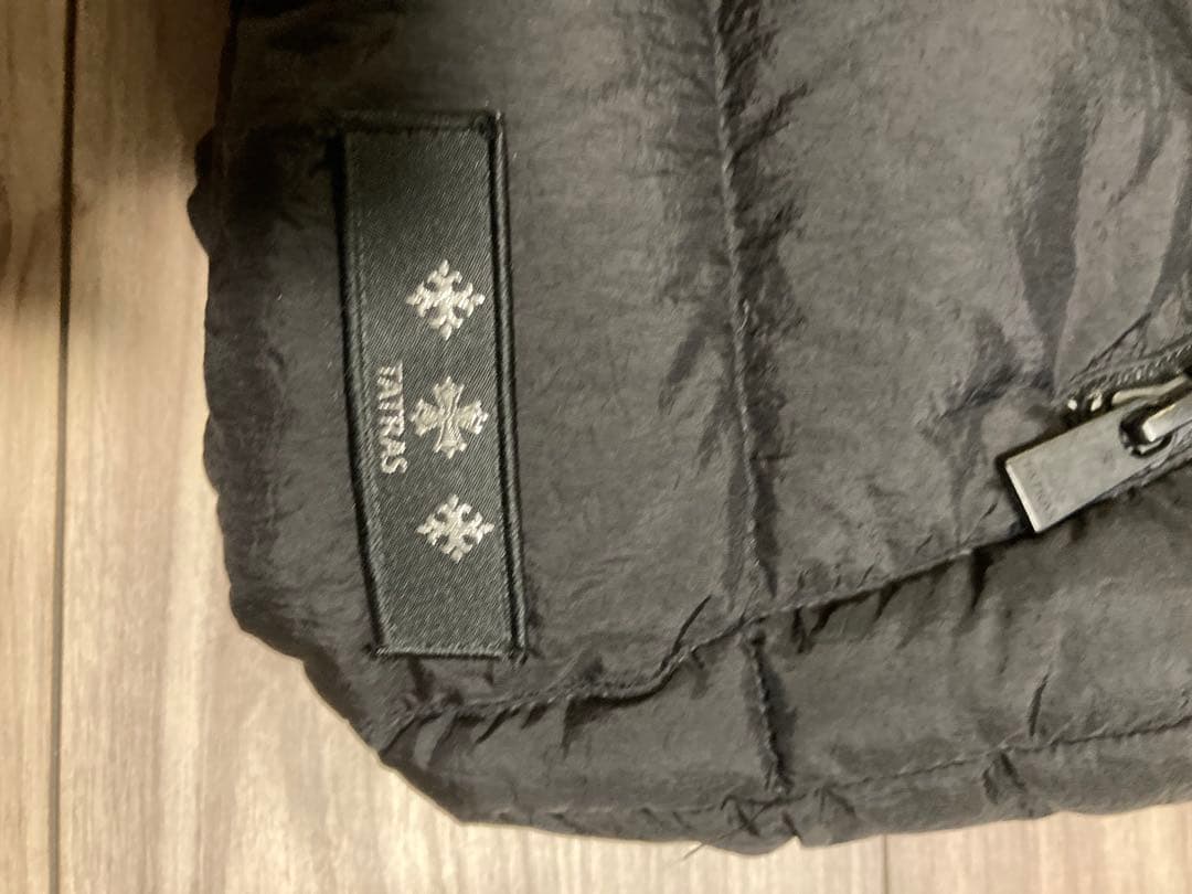 タトラスメンズダウンベスト