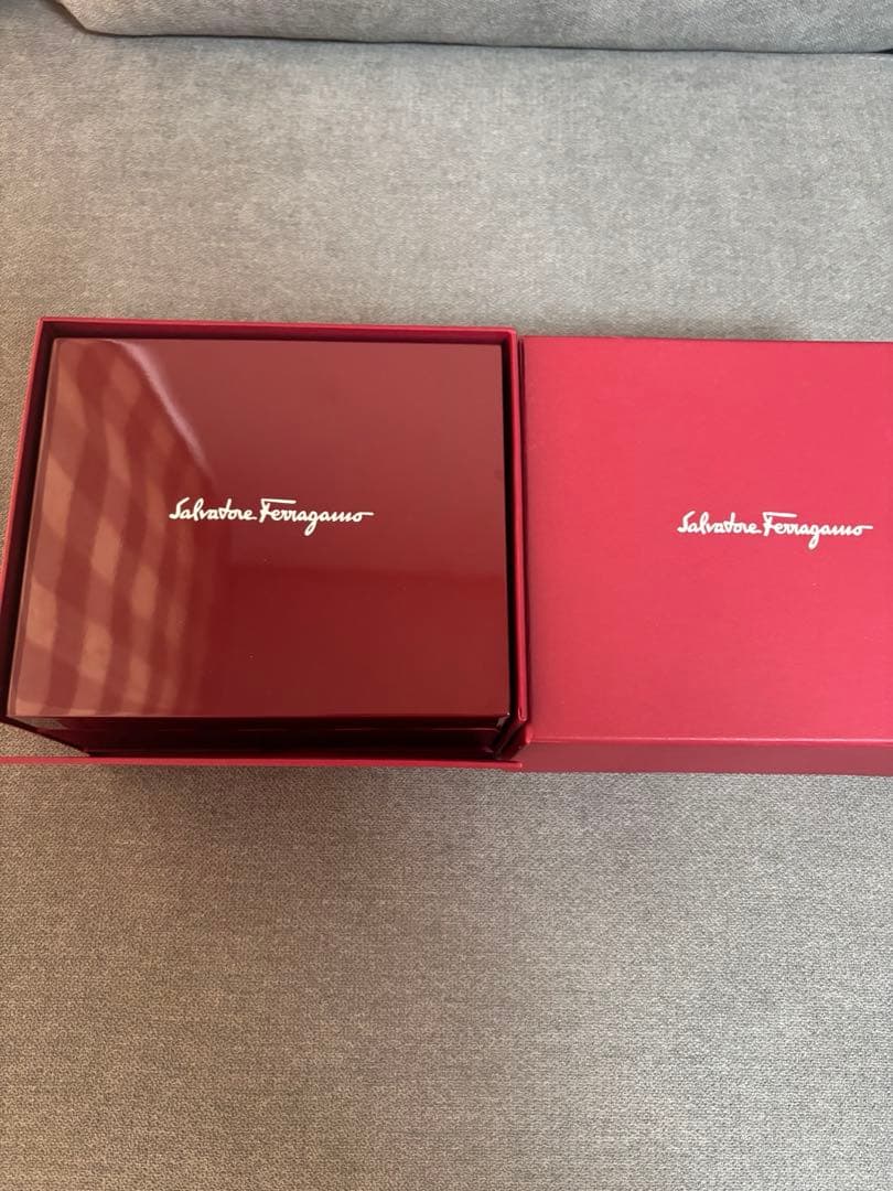 Salvatore Ferragamo アナログ時計 チョコレートブラウン