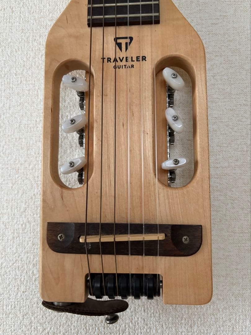 TRAVELER GUITAR Ultra-Light Nylon￼