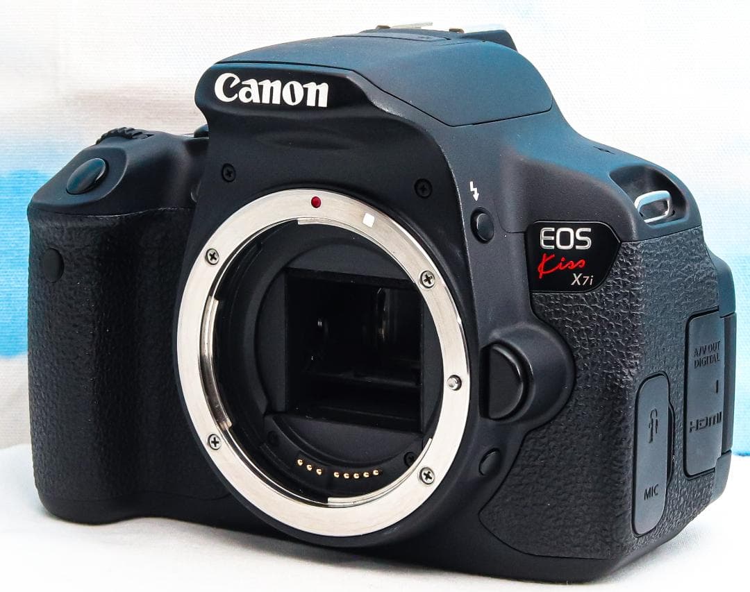 Canon kiss x7i⭐️スマホに転送♪⭐️自撮り可能⭐️高性能映像機能