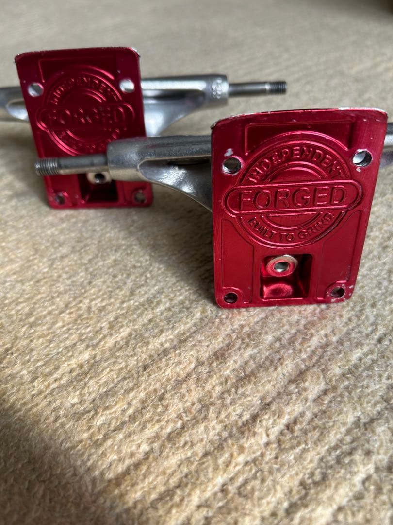 スケートボード　8インチ　コンプリート