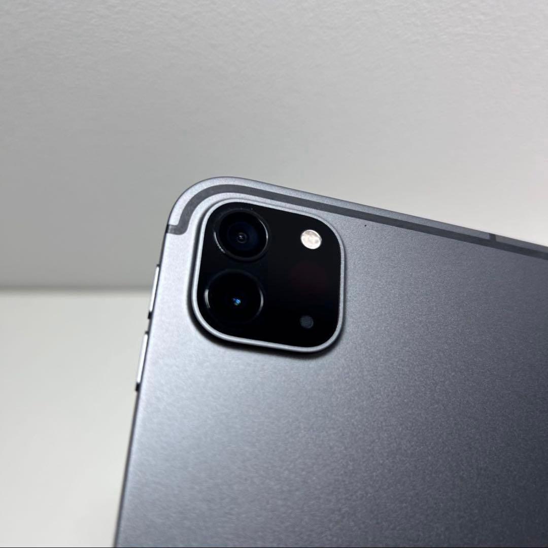 iPadPro 11インチ 第3世代 M1 256GB セルラーモデル