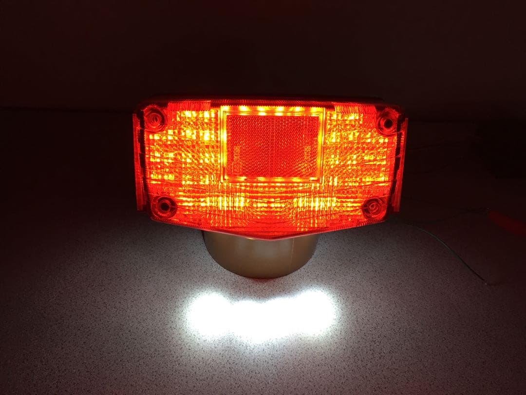 速達GSX 250E 400E ザリ流星 テール ランプ LED 流れる