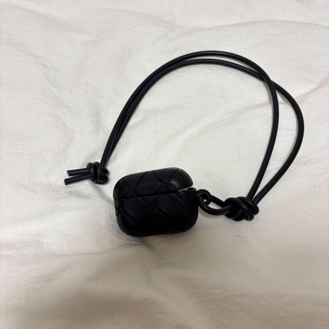 ボッテガヴェネタ AirPodsケース
