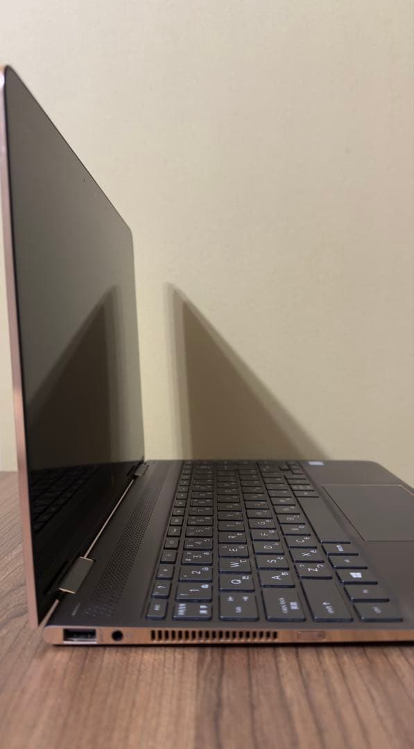 HP Spectre x360 13.3インチ ノートPC(タブレットも可)